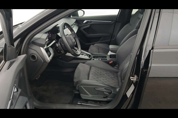 Audi A3 Sportback 40 TFSI e S-Line S-zetels ACC B&O El-klep Camera 19inch