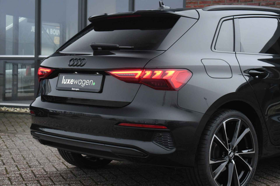 Audi A3 Sportback 40 TFSI e S-Line S-zetels ACC B&O El-klep Camera 19inch