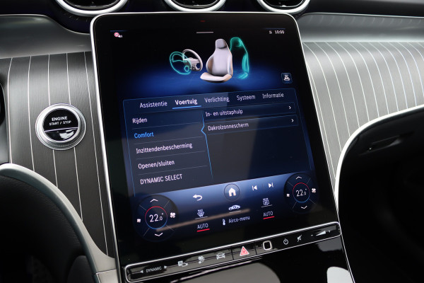 Mercedes-Benz GLC 300e 4MATIC Premium+ AMG Line Aut9 | Luchtvering | Achterasbesturing | Distronic+ | Burmester | Trekhaak | HUD | Verwarmd Stuurwiel | Digital Light | Keyless Go |