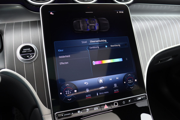 Mercedes-Benz GLC 300e 4MATIC Premium+ AMG Line Aut9 | Luchtvering | Achterasbesturing | Distronic+ | Burmester | Trekhaak | HUD | Verwarmd Stuurwiel | Digital Light | Keyless Go |