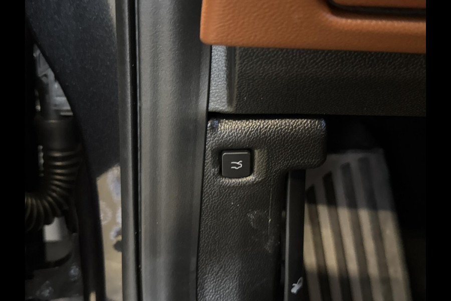 Alfa Romeo Giulia 2.0T Super | Veloce interieur | Xenon | Prijs is rijklaar incl. garantie