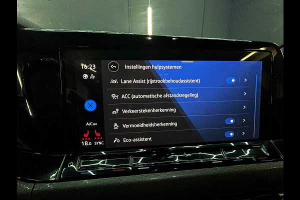 Volkswagen Golf 1.4 eHybrid GTE Keyles|BTW|HuD|IQ|Sterhemel|Sfeer