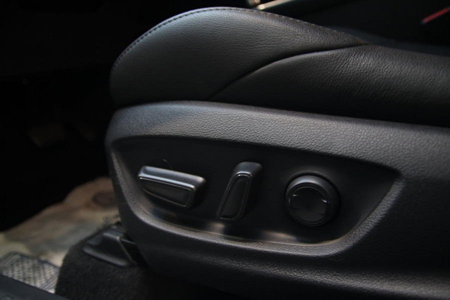 Toyota C-HR 2.0 Hybrid GR-Sport NAP-JBL-CAMERA-ALCANTARA-STRVR