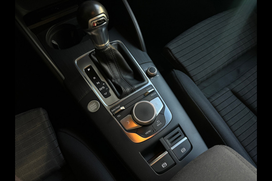 Audi A3 Limousine 1.5 TFSI CoD Sport S Line Edition Keyless