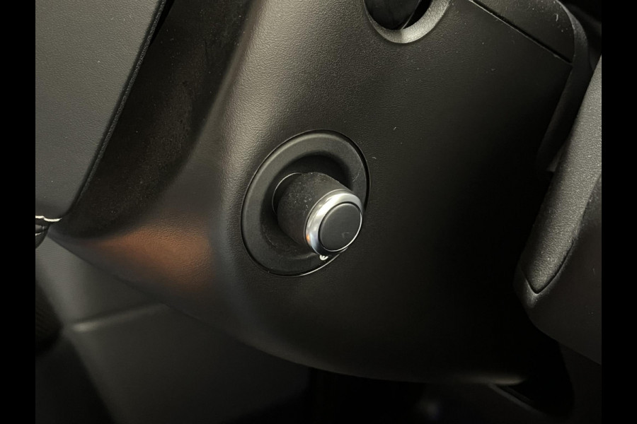 Land Rover Range Rover Sport 5.0 V8 SC SVR*FULL CARBON*HAAK*PANO*HUD*MERIDIAN*