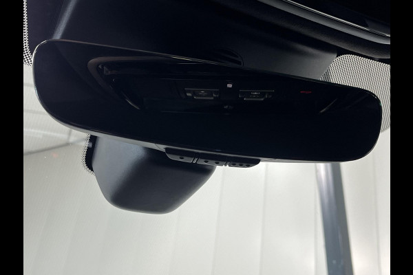 Land Rover Range Rover Sport 5.0 V8 SC SVR*FULL CARBON*HAAK*PANO*HUD*MERIDIAN*