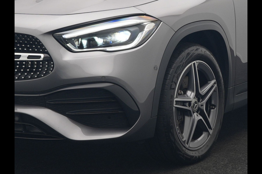 Mercedes-Benz GLA 250 e AMG Line Plug In Hybrid 218pk Dealer O.H PHEV | Adaptive Cruise | 360 Camera | Multibeam LED | Alcantara Sportstoelen Verwarmd | Sfeerverlichting | Apple Carplay | Blis | Pilot Assist | Widescreen Navi | Virtual | DAB |