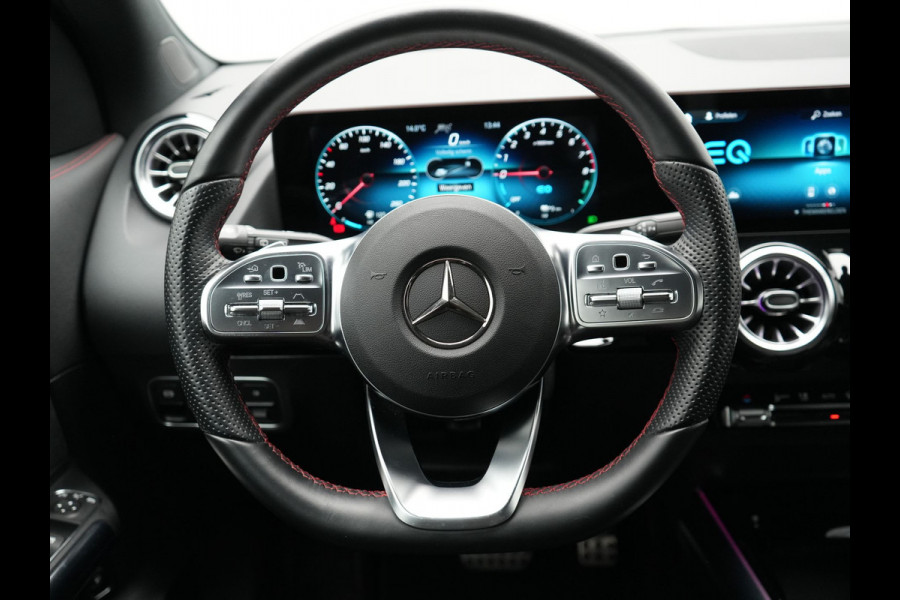 Mercedes-Benz GLA 250 e AMG Line Plug In Hybrid 218pk Dealer O.H PHEV | Adaptive Cruise | 360 Camera | Multibeam LED | Alcantara Sportstoelen Verwarmd | Sfeerverlichting | Apple Carplay | Blis | Pilot Assist | Widescreen Navi | Virtual | DAB |