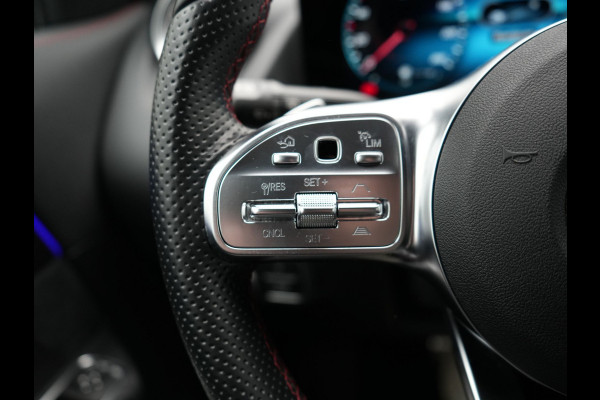 Mercedes-Benz GLA 250 e AMG Line Plug In Hybrid 218pk Dealer O.H PHEV | Adaptive Cruise | 360 Camera | Multibeam LED | Alcantara Sportstoelen Verwarmd | Sfeerverlichting | Apple Carplay | Blis | Pilot Assist | Widescreen Navi | Virtual | DAB |