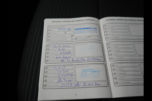 Ford Kuga 2.5 Titanium Plug In Hybrid 225pk Dealer O.H PHEV | Adaptive Cruise | 360 Camera | Sportstoelen Verwarmd | Keyless | Pilot Assist | Blis | Navigatie | Virtual | DAB |