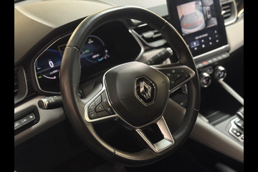 Renault Captur 1.6 E-Tech Plug-in Hybrid 160 Edition One | Pano | Bose | 360 camera | Trekhaak