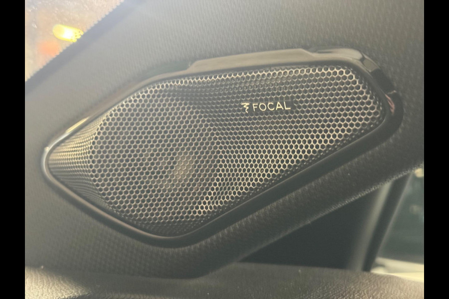 Peugeot 308 1.2 PureTech GT | Automaat | Pano | Camera | Keyless | Focal | CarPlay | DAB