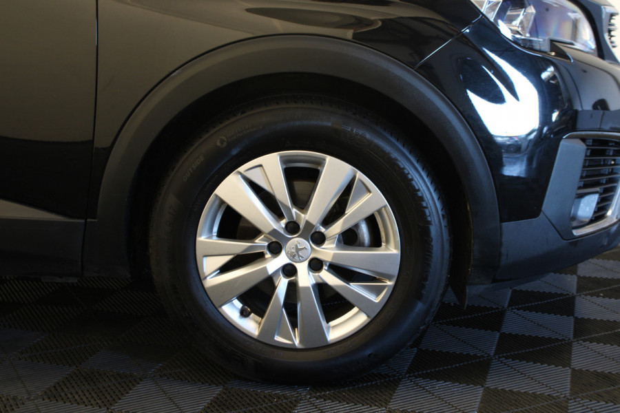 Peugeot 5008 1.2 PureTech Blue Lease Premium |Navi|