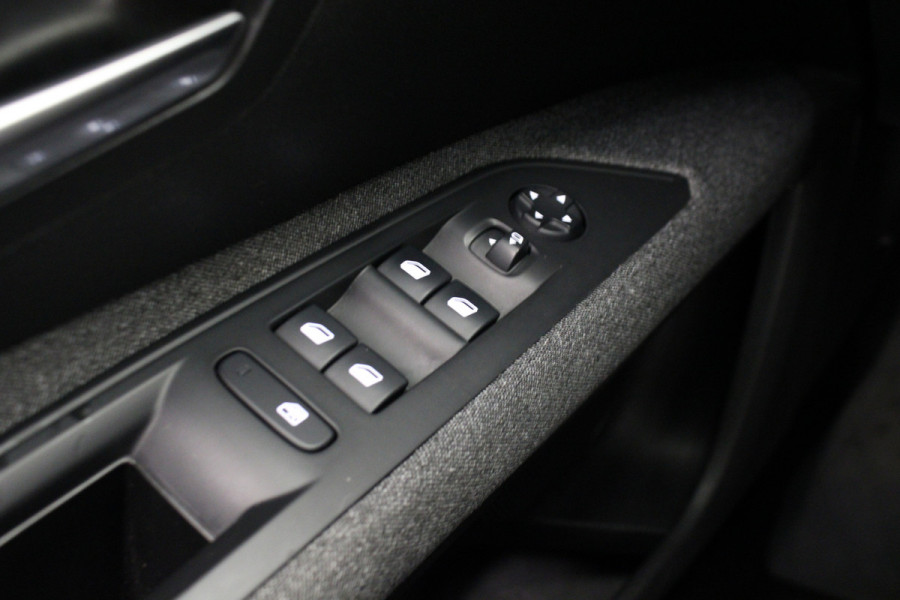 Peugeot 5008 1.2 PureTech Blue Lease Premium |Navi|