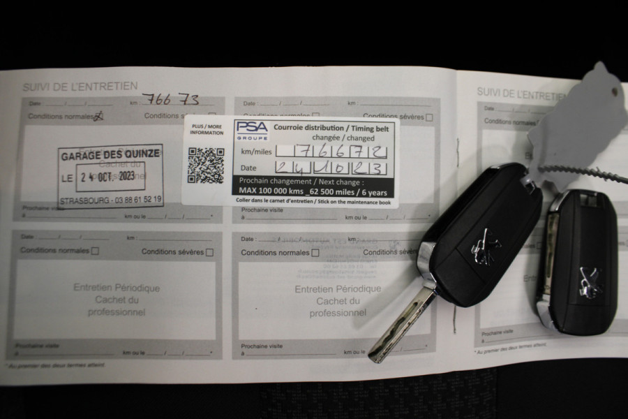 Peugeot 5008 1.2 PureTech Blue Lease Premium |Navi|