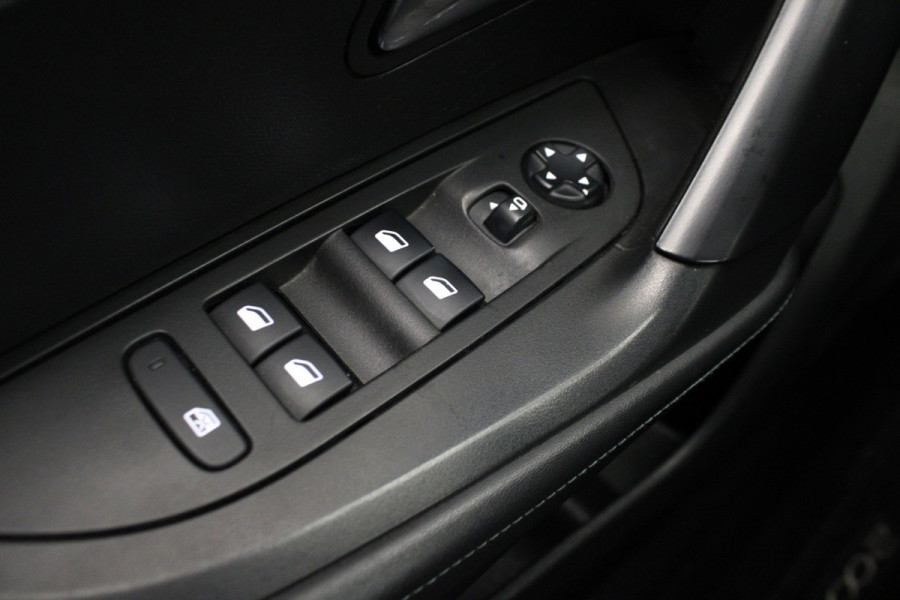 Peugeot 2008 1.2 PureTech Allure Pack |Camera|Navi|