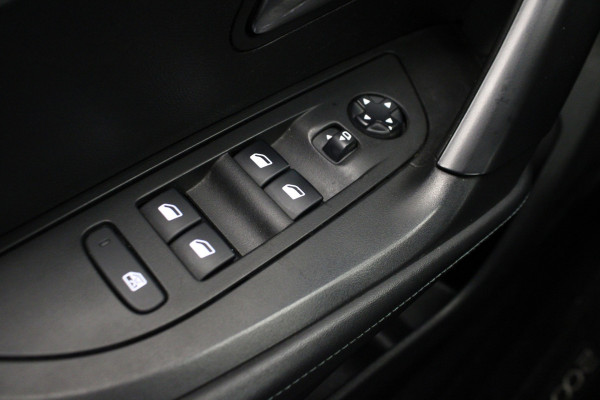 Peugeot 2008 1.2 PureTech Allure Pack |Camera|Navi|