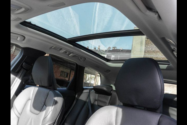 Volvo XC60 2.0 T8 RECHARGE AWD Plus Bright (355kW / 455pk) ** LED, NAVI+, LEDER, MEM, ACC, 20-inch LMV ** 1e EIG - UNFALLFREI ** ** INFORMEER OOK NAAR ONZE AANTREKKELIJKE FINANCIAL-LEASE TARIEVEN **