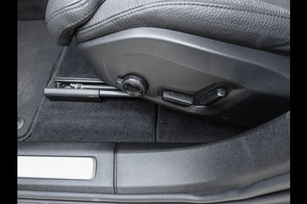 Volvo XC60 2.0 T8 RECHARGE AWD Plus Bright (355kW / 455pk) ** LED, NAVI+, LEDER, MEM, ACC, 20-inch LMV ** 1e EIG - UNFALLFREI ** ** INFORMEER OOK NAAR ONZE AANTREKKELIJKE FINANCIAL-LEASE TARIEVEN **