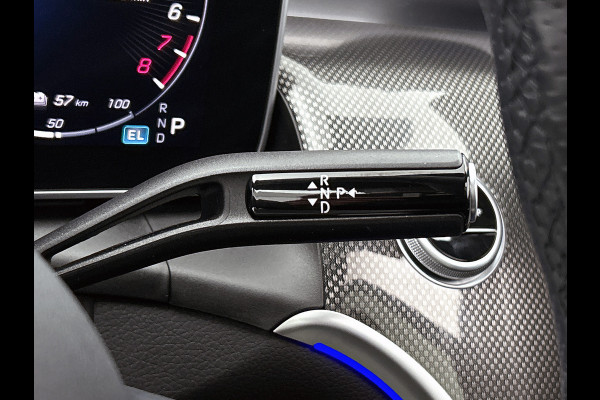 Mercedes-Benz GLC 300 e 4MATIC AMG Plug-In Hybride AMG Line Premium Plus | Night Pakket | Alarm Klasse 3 | trekhaak | Panorama Schuif-Kanteldak | 20 Inch AMG Velgen | Distronic. Inclusief 24 maanden MB Certified garantie voor Europa.