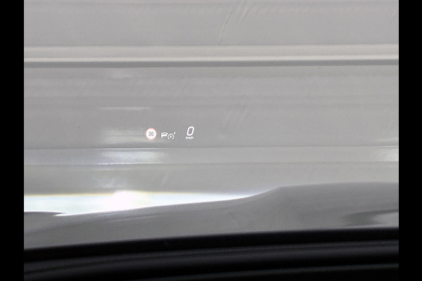 Mercedes-Benz GLC 300 e 4MATIC AMG Plug-In Hybride AMG Line Premium Plus | Night Pakket | Alarm Klasse 3 | trekhaak | Panorama Schuif-Kanteldak | 20 Inch AMG Velgen | Distronic. Inclusief 24 maanden MB Certified garantie voor Europa.