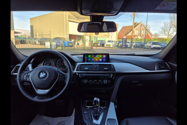 BMW 3 Serie Touring Nbt EVO Apple CarPlay LM Velgen Trekhaak NAP NL Gave Kleur 320i Luxury Edition