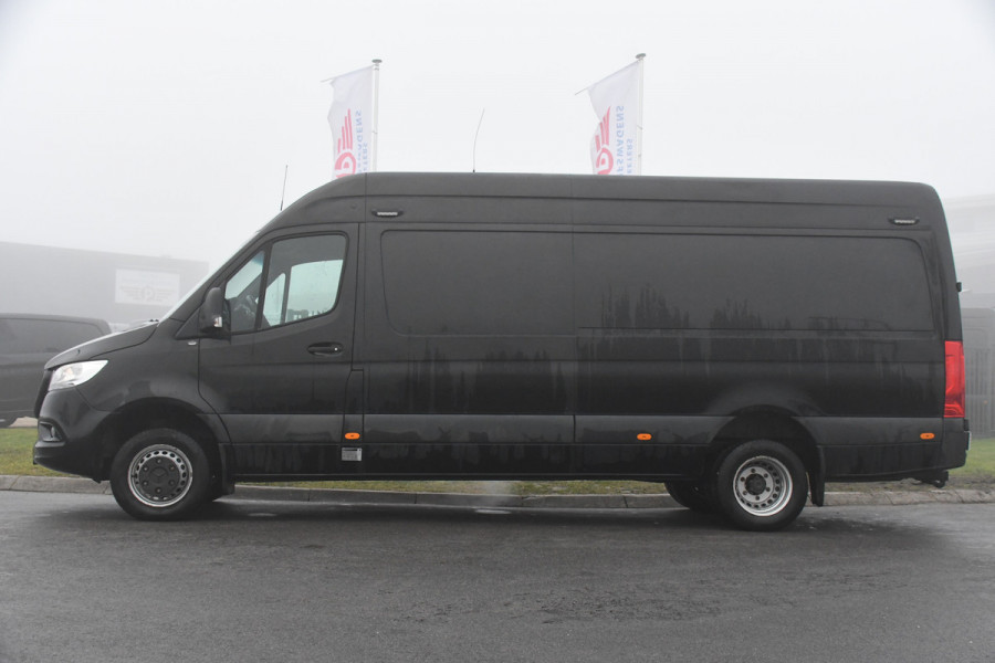 Mercedes-Benz Sprinter 519 V6 3.0 CDI L3H2 Black Edition Camera, Carplay, 190pk, 3500kg Trekhaak, N1 Registratie, Automaat, Multimedia, Leder, Uniek!