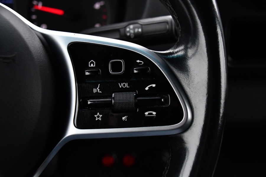 Mercedes-Benz Sprinter 519 V6 3.0 CDI L3H2 Black Edition Camera, Carplay, 190pk, 3500kg Trekhaak, N1 Registratie, Automaat, Multimedia, Leder, Uniek!