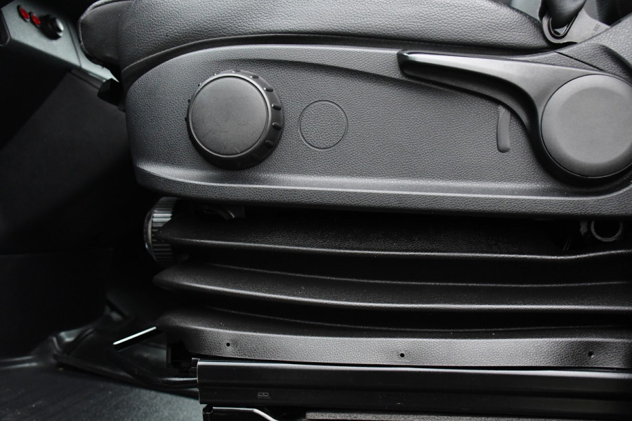 Mercedes-Benz Sprinter 519 V6 3.0 CDI L3H2 Black Edition Camera, Carplay, 190pk, 3500kg Trekhaak, N1 Registratie, Automaat, Multimedia, Leder, Uniek!