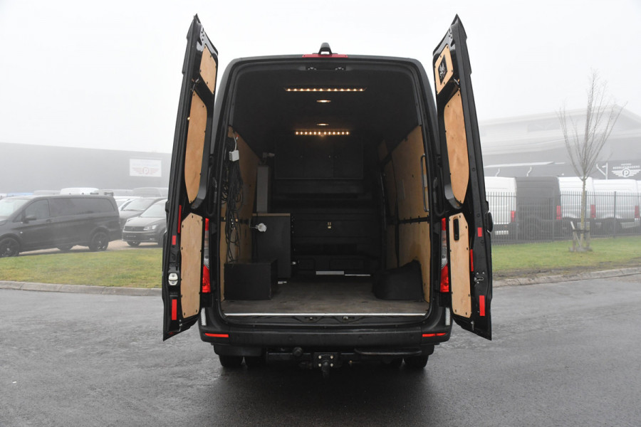 Mercedes-Benz Sprinter 519 V6 3.0 CDI L3H2 Black Edition Camera, Carplay, 190pk, 3500kg Trekhaak, N1 Registratie, Automaat, Multimedia, Leder, Uniek!