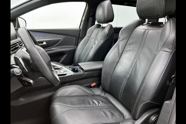 Peugeot 5008 1.5 HDI Automaat 7Pers. GT-Line / Panoramadak / Trekhaak / Leder / Airco-ecc./ Xenon / Apk 07-2026