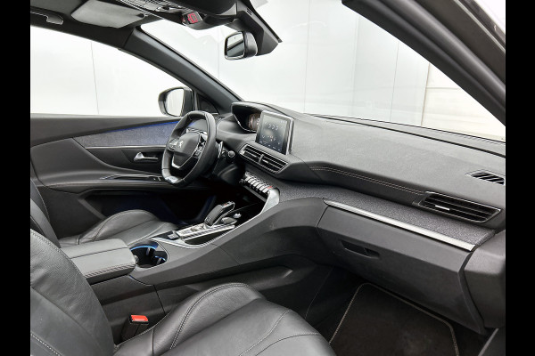 Peugeot 5008 1.5 HDI Automaat 7Pers. GT-Line / Panoramadak / Trekhaak / Leder / Airco-ecc./ Xenon / Apk 07-2026