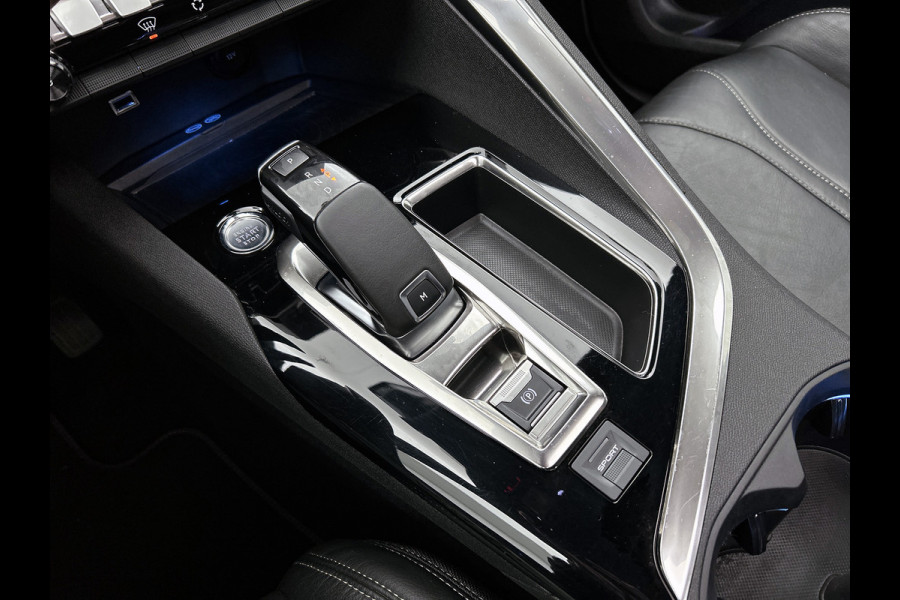 Peugeot 5008 1.5 HDI Automaat 7Pers. GT-Line / Panoramadak / Trekhaak / Leder / Airco-ecc./ Xenon / Apk 07-2026