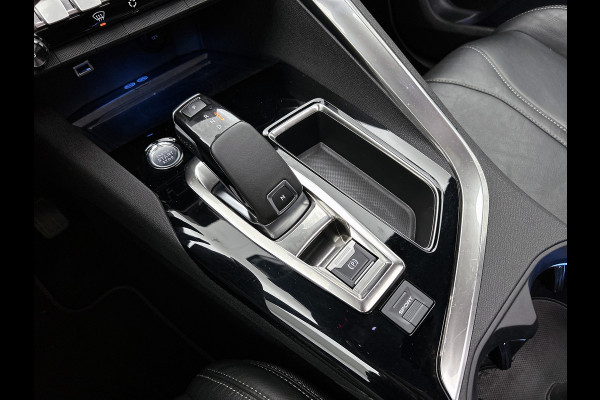 Peugeot 5008 1.5 HDI Automaat 7Pers. GT-Line / Panoramadak / Trekhaak / Leder / Airco-ecc./ Xenon / Apk 07-2026