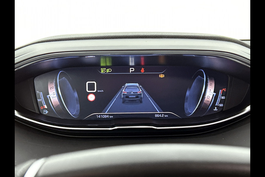 Peugeot 5008 1.5 HDI Automaat 7Pers. GT-Line / Panoramadak / Trekhaak / Leder / Airco-ecc./ Xenon / Apk 07-2026