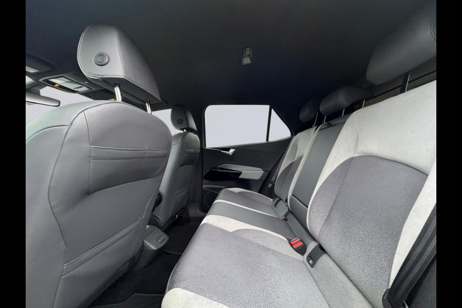 Volkswagen ID.3 First Plus 58 kWh, matrix led, 19 inch, achteruitrijcamera,1 e eigenaar, NL auto met nap