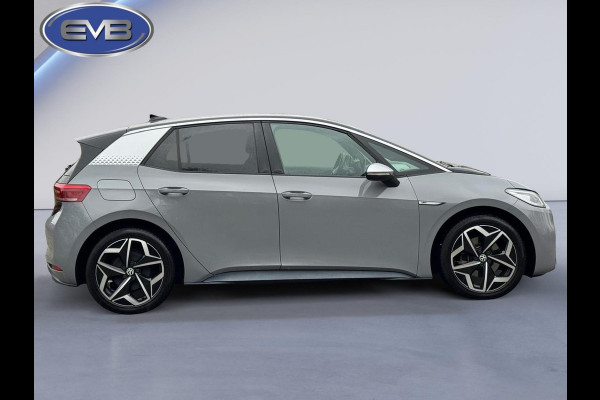 Volkswagen ID.3 First Plus 58 kWh, matrix led, 19 inch, achteruitrijcamera,1 e eigenaar, NL auto met nap
