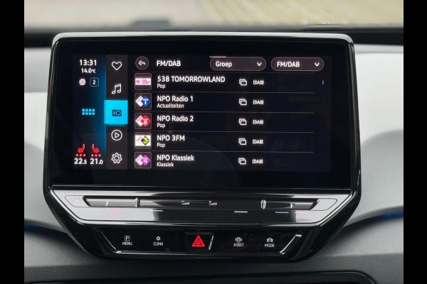 Volkswagen ID.3 First Plus 58 kWh, matrix led, 19 inch, achteruitrijcamera,1 e eigenaar, NL auto met nap