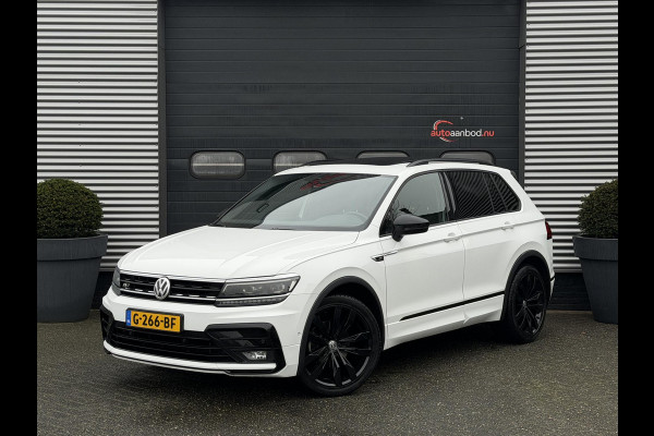 Volkswagen Tiguan 1.5 TSI R-Line | Panoramadak | Adaptive Cruise Control | Camera | Digitale Dashboard | Elektrische Trekhaak |