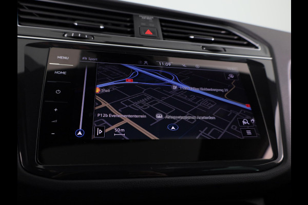 Volkswagen Tiguan 1.4 TSI eHybrid Life/Active 245 pk Automaat (DSG) | Navigatie | Panoramadak | Parkeersensoren (Park assist) | Rondomzicht camera | Stoelverwarming v/a |