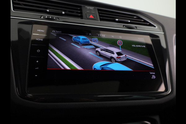 Volkswagen Tiguan 1.4 TSI eHybrid Life/Active 245 pk Automaat (DSG) | Navigatie | Panoramadak | Parkeersensoren (Park assist) | Rondomzicht camera | Stoelverwarming v/a |