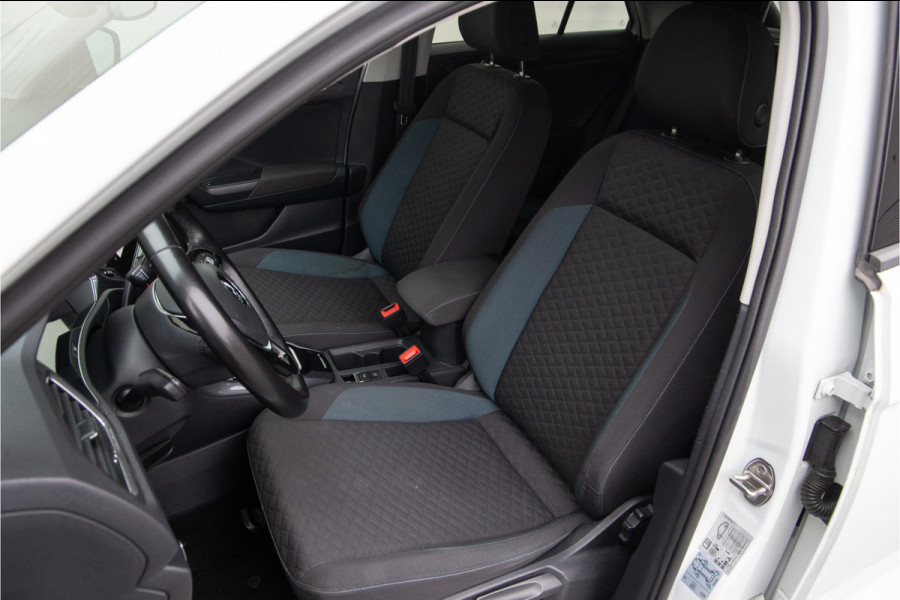 Volkswagen T-Roc 1.0 TSI Style Carplay, Navi, Cruise Control, 2020