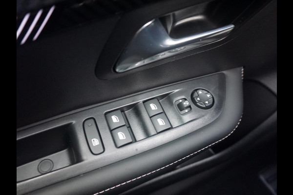 Peugeot 208 1.2 Hybrid 110 e-DCS6 Allure Private lease 376,-