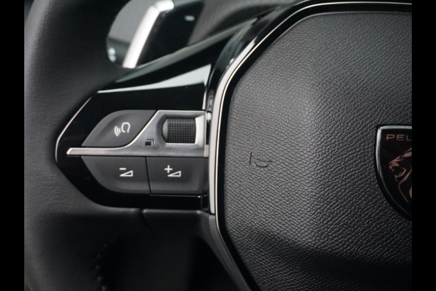 Peugeot 208 1.2 Hybrid 110 e-DCS6 Allure Private lease 376,-