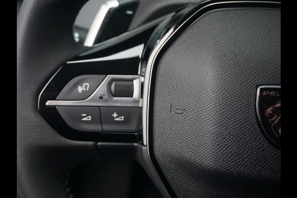 Peugeot 208 1.2 Hybrid 110 e-DCS6 Allure Private lease 376,-