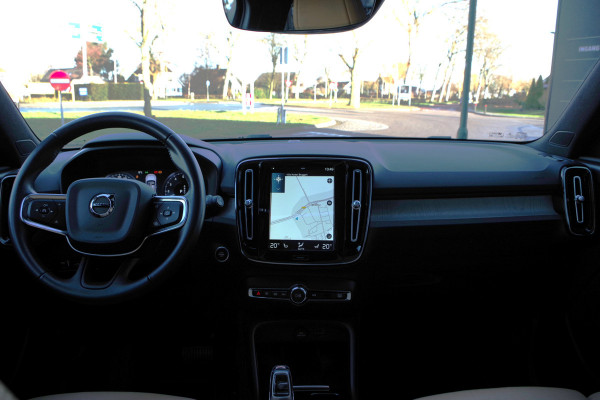 Volvo XC40 1.5 T5 263 PK Recharge Inscription PHEV, Panoramadak, Harman/Kardon, Trekhaak