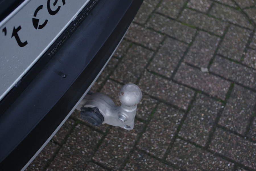 Volvo XC40 1.5 T5 263 PK Recharge Inscription PHEV, Panoramadak, Harman/Kardon, Trekhaak