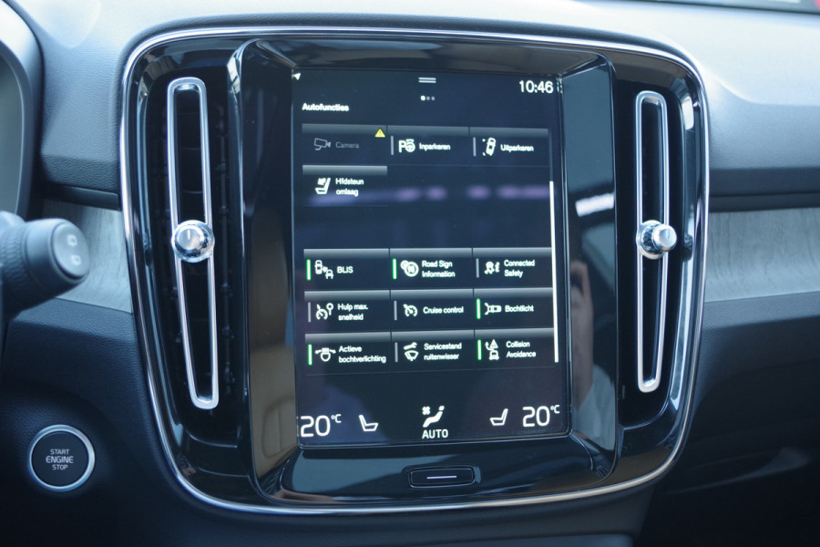 Volvo XC40 1.5 T5 263 PK Recharge Inscription PHEV, Panoramadak, Harman/Kardon, Trekhaak