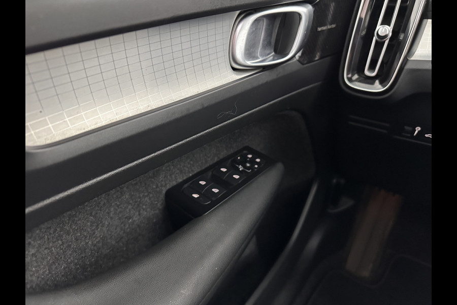 Volvo XC40 1.5 T4 Recharge Inscription Expression (INCL.BTW) Aut. *PANO | FULL-LEATHER | FULL-LED | HARMAN/KARDON | DIGI-COCKPIT | CAMERA | NAVI-FULLMAP | ECC | PDC | KEYLESS | HEATED-COMFORTSEATS | DAB+ | TOWBAR | 19''ALU*