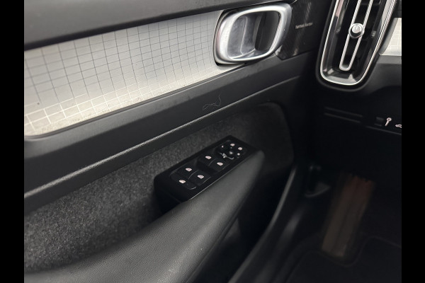 Volvo XC40 1.5 T4 Recharge Inscription Expression (INCL.BTW) Aut. *PANO | FULL-LEATHER | FULL-LED | HARMAN/KARDON | DIGI-COCKPIT | CAMERA | NAVI-FULLMAP | ECC | PDC | KEYLESS | HEATED-COMFORTSEATS | DAB+ | TOWBAR | 19''ALU*